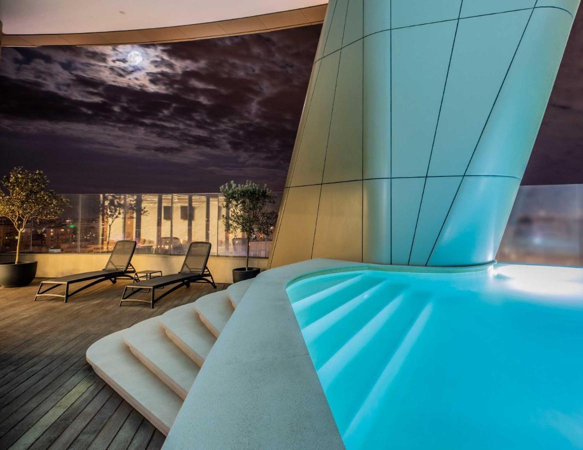 Phaedrus Living: 360 Tower Luxury Flat Apartment Nicosia Exterior photo